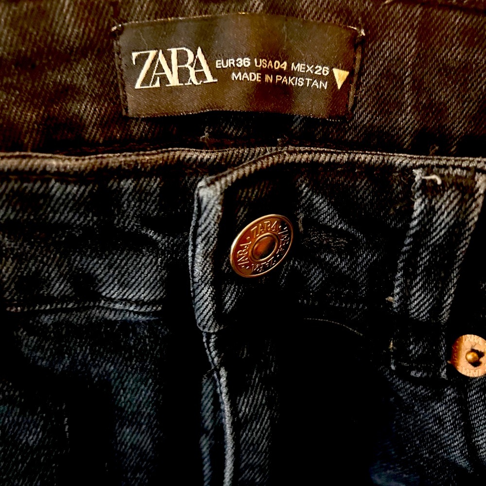 ZARA Women’s Jeans Size 4